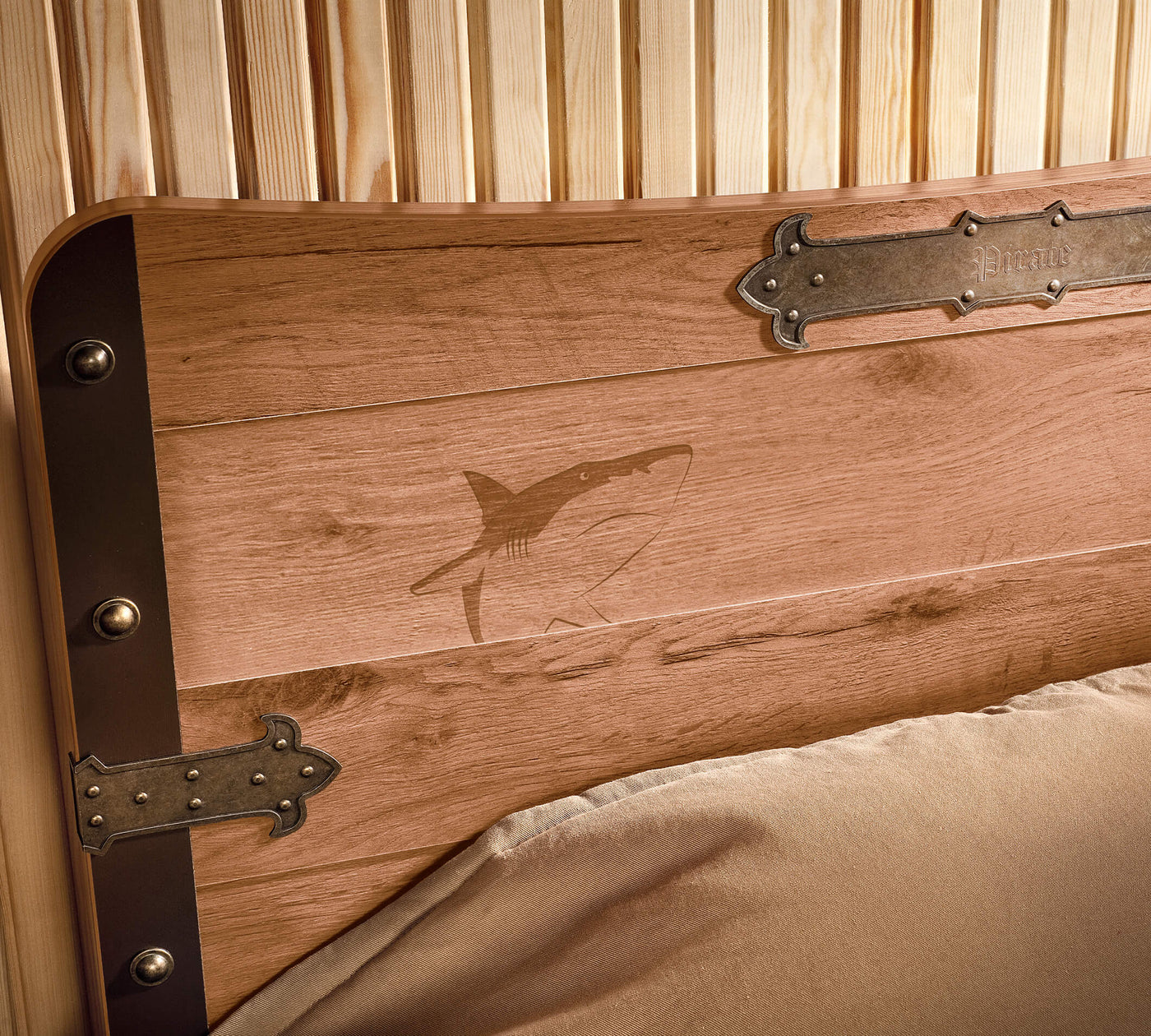 PIRATE bed