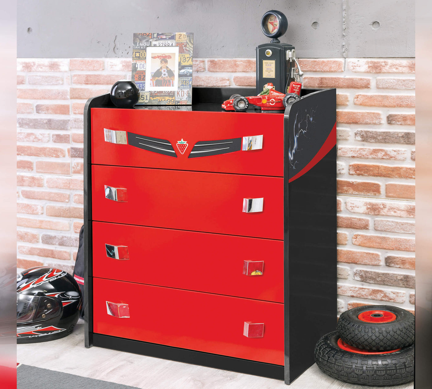 CHAMPION RACER DRESSER