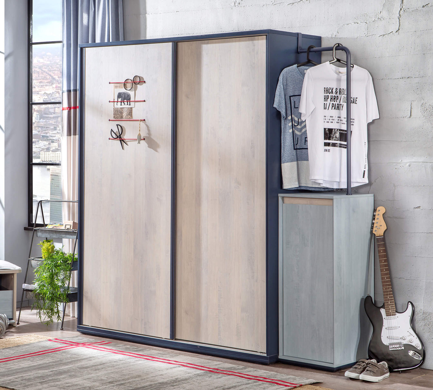 TRIO sliding door wardrobe