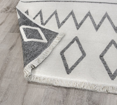 MATCH gray rug