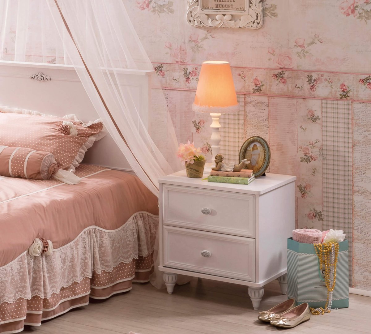 ROMANTICA طاولة سرير جانبية - Cilek KSAROMANTICA طاولة سرير جانبية